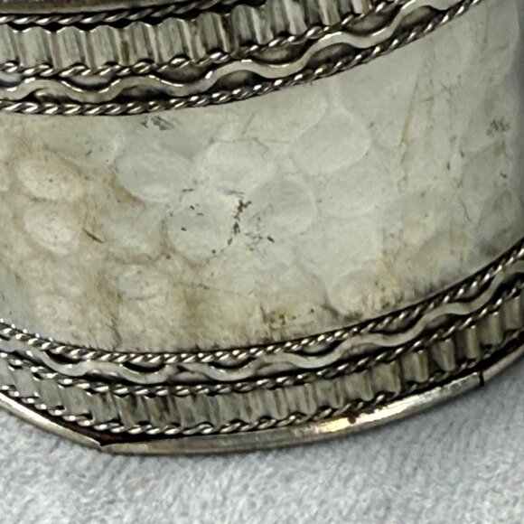Wide Hammered Silver Tone Metal Cuff Bracelet Braided Textured Edging Boho - Picture 4 of 16